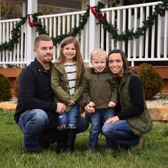 Meet your Posher, Krystina - Picture 1 of 1